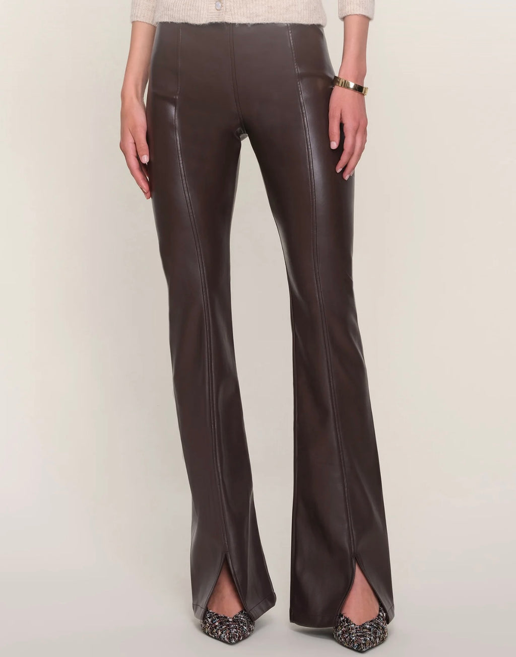Nicollette Pant