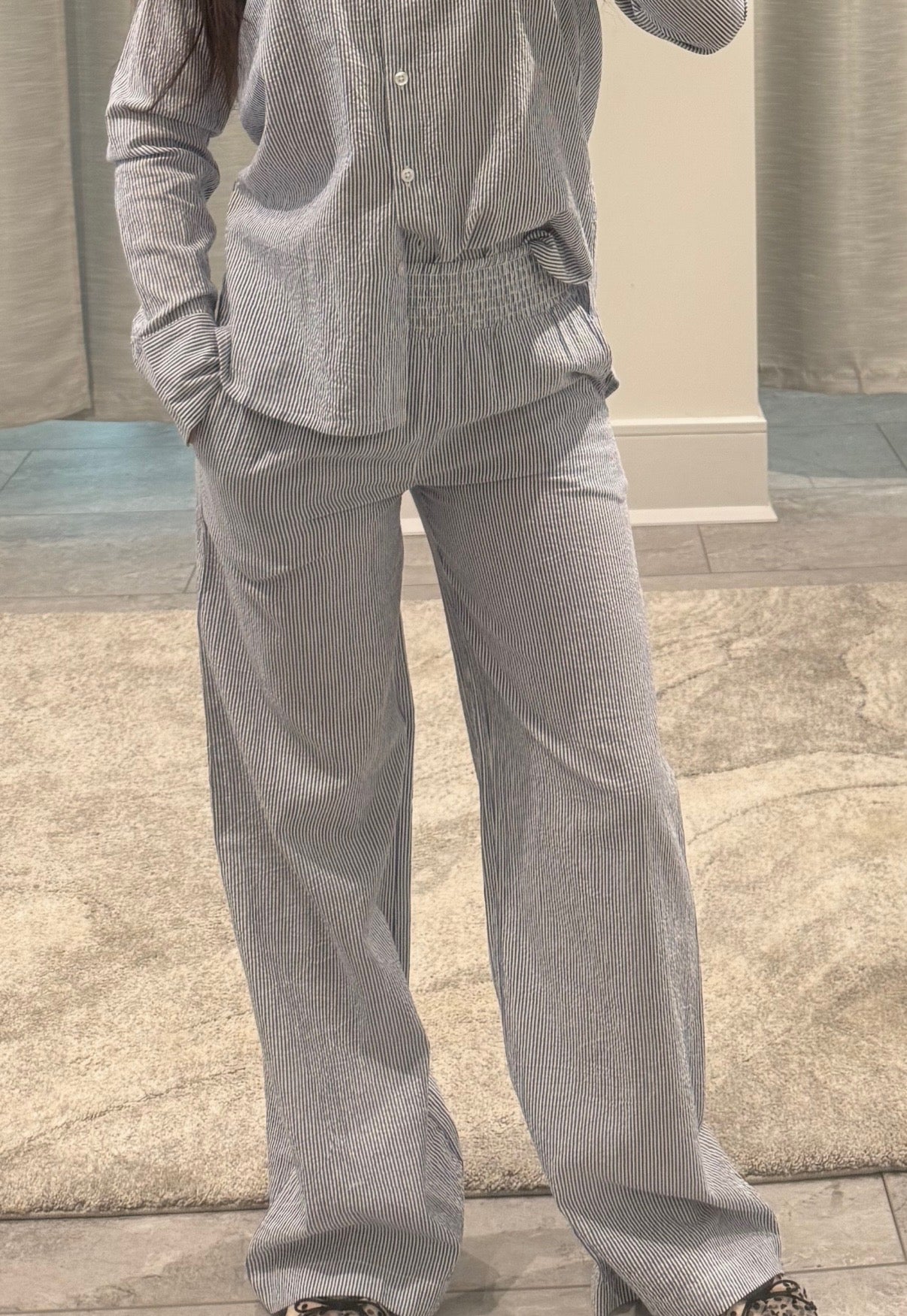 Wide Leg Pant Smocked Waistband