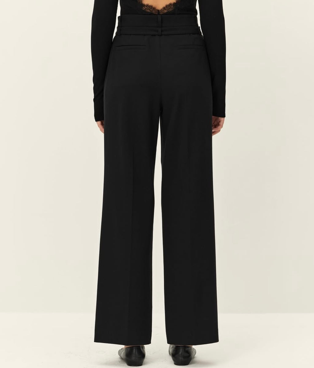 Marion Pant