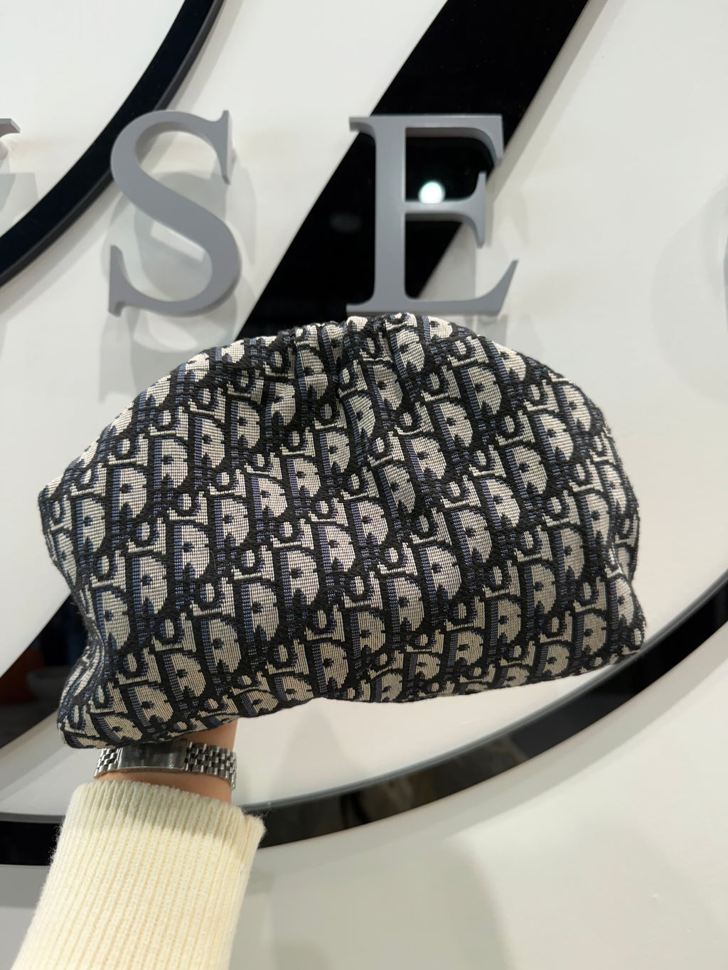 The Iconic Clutch
