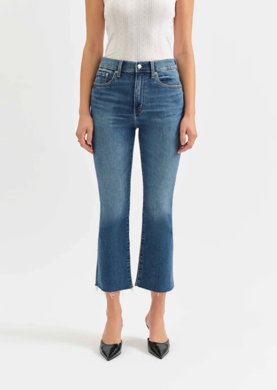 Shy girl highrise crop flare