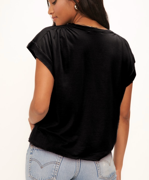 Arizona Seamed Tee