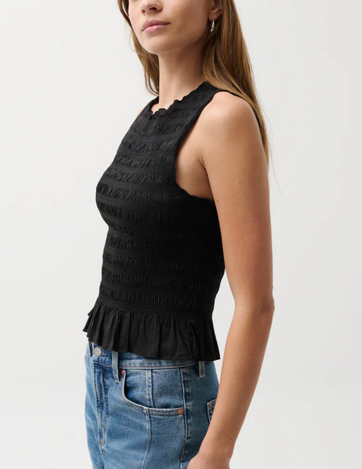 Phoebe Tank