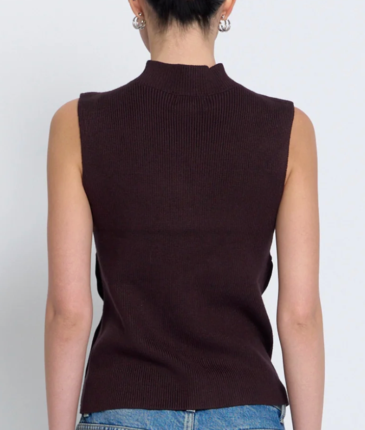 Birch Sleeveless Turtleneck